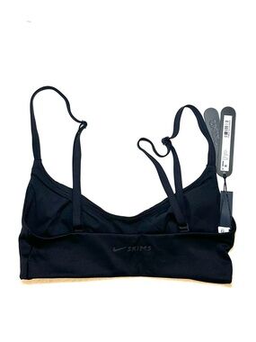 New NikeSKIMS Matte Adjustable Micro Scoop Sports Bra Size XS Black Obsidian NWT